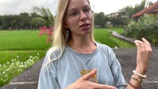 Brunette How an AI girlfriend can help you or break you-8