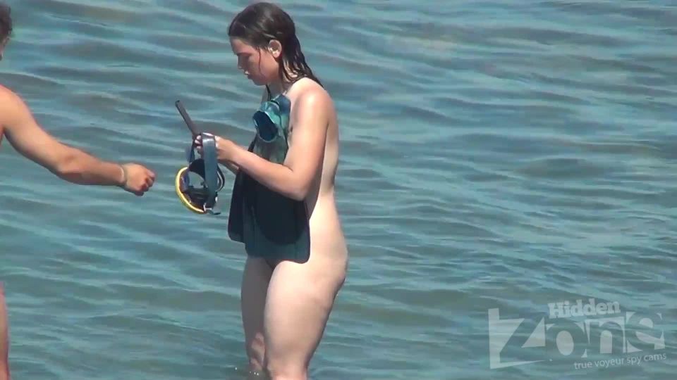 Watch Free Porno Online – Voyeur nudism – One of the girls ,  on voyeur 