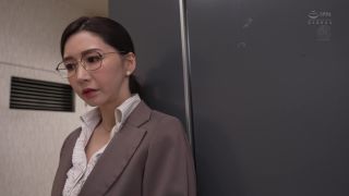 This company, everyone is a masochist. A married office worker who manipulates an office overflowing with desire. Ayumi Ryou ⋆.-0