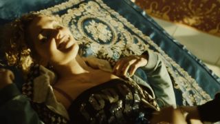 Elena Starace – Gomorra s01e05 (2014) HD 720p - (Celebrity porn)-2