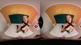 VRMagic VR: Sonya White 8K Teasing & Handjob Ultra HD Orgasm-1