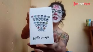 [GetFreeDays.com] La irrisoria CLOWNETTE presentaun fallido Review de plugs Porn Clip April 2023-2