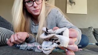online video 8 female foot fetish emmyfeetandsocks 140220212032135871 your blackm, feet on feet porn-8