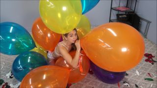 Custom Fetish - Julie Made to Pop Balloons FULL VERSION - Fetish-2