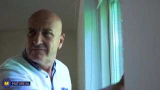 Video Grandpa Gets Seduced By His Grandaughter s Best Friend Kittin...-1