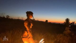 jewelzblu 5f17ef6e264b1d797f774 source-7