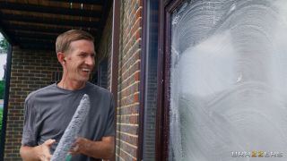 Scarlett starr, danny d - the window wanker - MILF-1