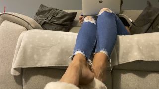 Onlyfans - Goddess Suzie - goddesssuzie26 - goddesssuzieThese slippers are getting my feet so hot these evenings I just want to take them off a - 26-09-2021-4