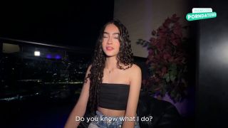 Blowketing - I met a shy, skinny girl who had multi-orgasmic sex on a dating app-1