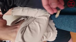 FC2PPV 2777644 【個人】ママ友と優雅に団欒する美人妻を連れ去り、お子さんの勉強中に巨根で、、、レビュー特典 - FC2PPV-0