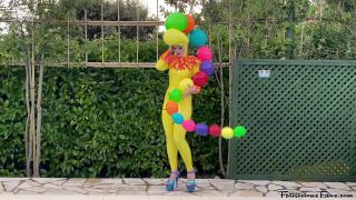 Latex Inflatable Wig At The Pool Quick View Porn - New Se...-1