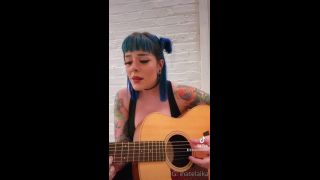 LAIKA - imnotlaika () Imnotlaika - a little music to end the night im off to bed 28-04-2021-7