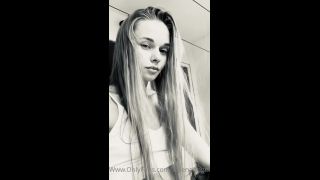 Milena Angel () Milenaangel - catches wind in my hair before the storm 23-09-2020-2