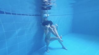 Smother Extreme Underwater - The Perfect Ass Squizing - Asphyxia-9