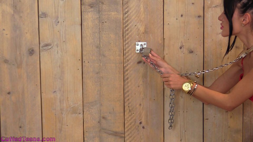 Yelena ' neck cuffed and not impressed Download New Porn ...