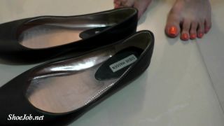 Violeta’s Footjob Wearing Old Flats – Latin Domination Goddesses - (Feet porn)-0