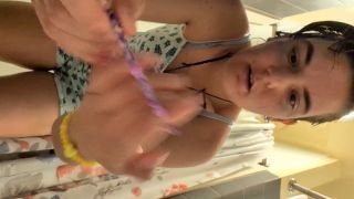 Queen Ruby Crimson - GET DRESSED WITH ME in public bathroom {TEASE}-5