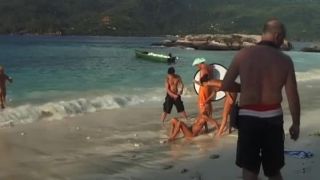 Angel K and Sophie Paris - BTS - Seychelles beach and 1 boy-2