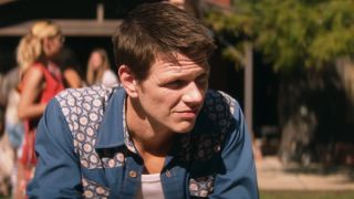 Sohvi Rodriguez, Leila George - Animal Kingdom s04e02-03 (2019) HD 1080p!!!-6