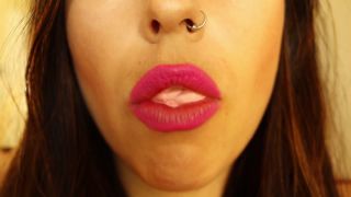 Milf Paradise – Bubblegum Chewing Fisting!-9