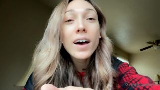 Lily LaBeau () Lilylabeau - announcement working really hard this week to get things going 02-03-2022-8