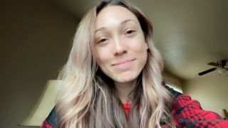 Lily LaBeau () Lilylabeau - announcement working really hard this week to get things going 02-03-2022-9