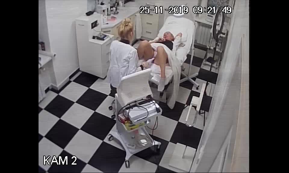 video 38  Voyeur – Gynecologic procedures 2, voyeur on voyeur