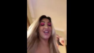  Milf Alix Lakehurst - Helping Hands Alix-7