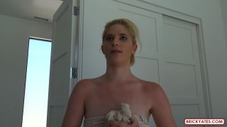 Girlfriend squirts in the pool while her boyfriends on the phone - [Hardcore porn]-9