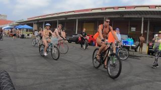 Bubbles_and_Bikes_-_WNBR_2018-1