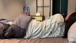[K2S.CLUB] Eva_Keks - Ein zimmer, zu viele geheimniss - Stiefmutter teilt bett mit Stiefsohn - FullHD 1080P-1