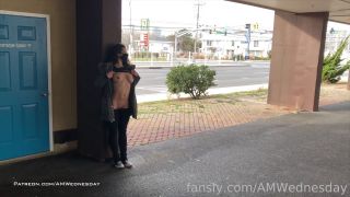 AMWednesday Exhibitionism 495921512579084288  01 487921097715490816-9