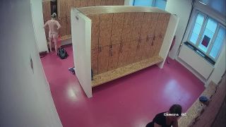  voyeur | Watch Free Porno Online – Voyeur locker room – Women come out of the gym  | voyeur-2