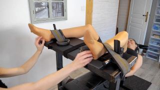 free xxx video 41 vr fetish Megarah Tickles Sarahni To Her Limits In Pantyhose, vip clips on feet porn-8