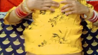 Creampie Indian desi village Bhabhi ki raat me chudayi-6