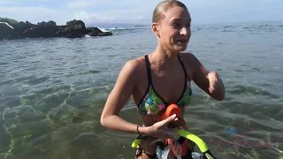 online porn clip 6 After snorkeling you get a great blowjob | emma hix | handjob porn long toenails fetish-2