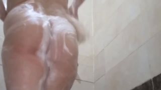 Ghizlane69 - حواني فالحمام صراحة زوين الحواى بالصابون-1