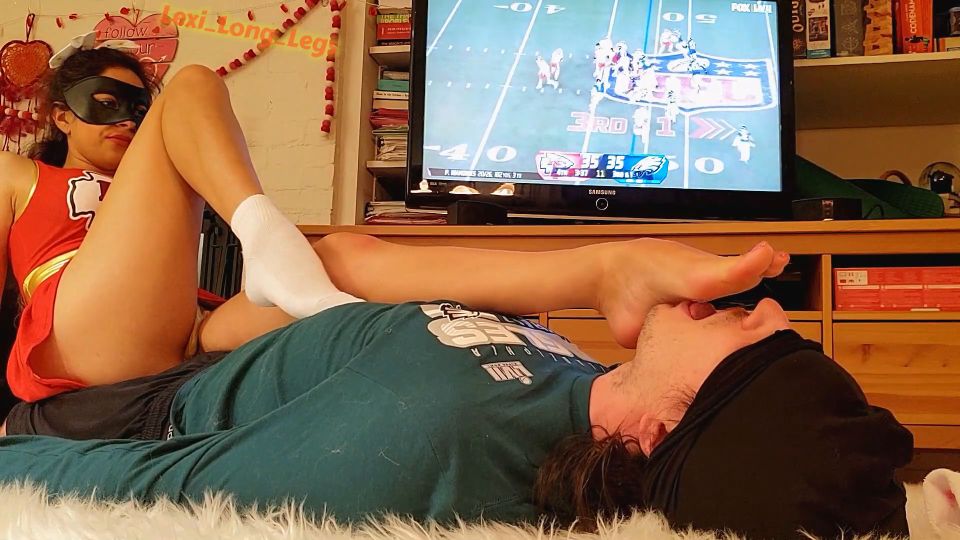 Super Sole Sunday Cheerleader Foot Worship Lexi Long Legs (Feet porn)