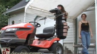 House of Gord18 03 30 Anna Rose - Blow & Suck Mower Part II-9