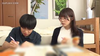 Reducing Mosaic HUNTC-196 上半身は真面目な義姉。でも下半身は淫乱義姉！親に隠れて即ハメ！高速ガン突き！超真面目メガネ義姉が声を押し殺して10連続奥イキ膣痙攣！エッチ-7