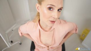 Video online Downblouse Jerk - Ariel Anderssen - Thank You Doctor-3