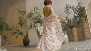 6207 Alice Kelly - Lounging In Lace-2