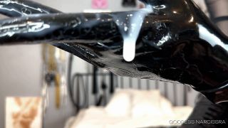 [K2S.CLUB] Goddess Narcissra - Alpha Cum Feeding In Latex Gloves - 4K 2160P-7