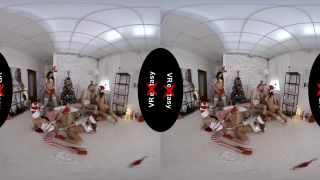 Xmass Special - Cynthia Vellons, Sara Kay, Valentina Sierra, Sanny Luke, Polina Maxim - virtual reality - reality -3