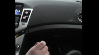 [Amateur] Car Handjob and Big Cumshot-2