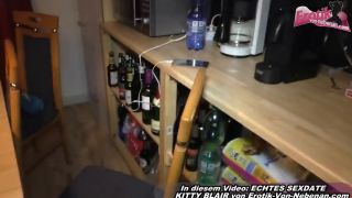 Deutsch Arschfick Devote Ehefrau wird von ihrem Mann und seinem Kumpel in den Arsch gefickt-3