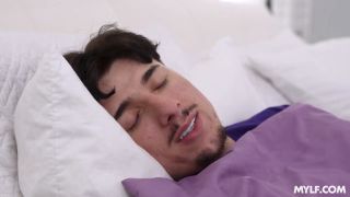 MILF porn Ivy Ireland AnalMom – Ivy Ireland: Houston, We’ve Got a Backdoor Problem-2