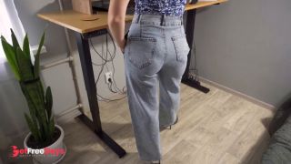 [GetFreeDays.com] Milf Secretary In High Weist Jeans Teases Her Nice Butt Sex Leak March 2023-0