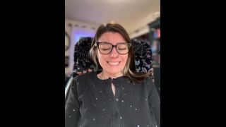 Hannah Palmer fetish Hannah Palmer Teases in Lingerie -  OnlyFans Video-2