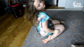 [GetFreeDays.com] Sexy Dancer Foot Show Webcam (Sexy Feet, Pov Foot Worship, Foot Tease keep2share foot porn-9